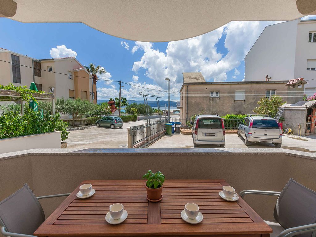 Ferienwohnung mit Balkon und Grill