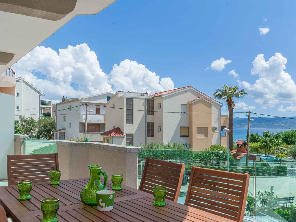 Ferienwohnung mit Balkon und Grill