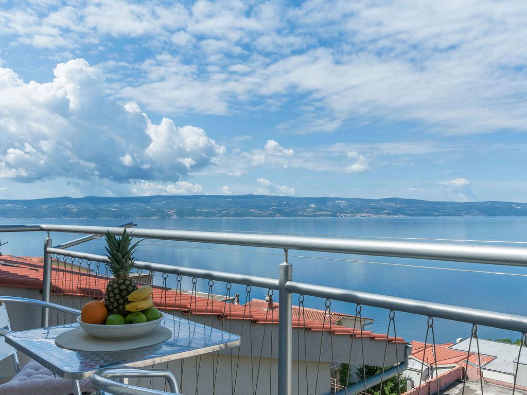 Ferienwohnung mit Balkon und Grill
