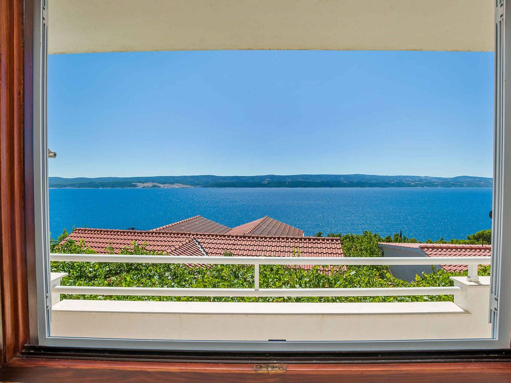 Ferienwohnung mit Balkon und Grill