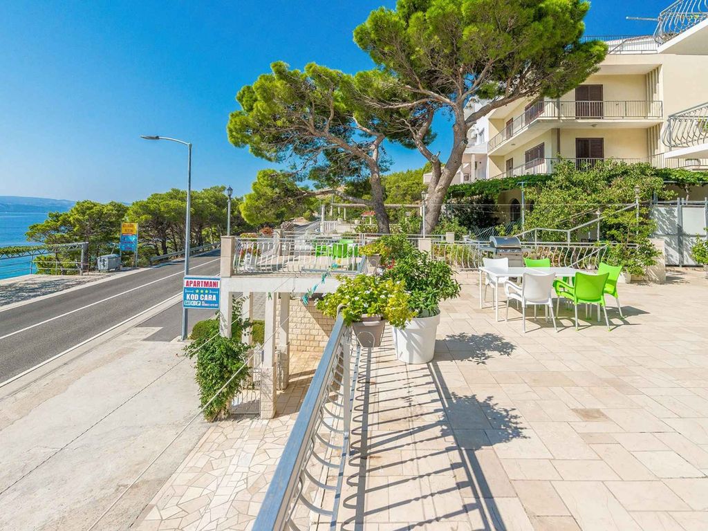 Studio mit gemeinsamer Terrasse direkt am Meer