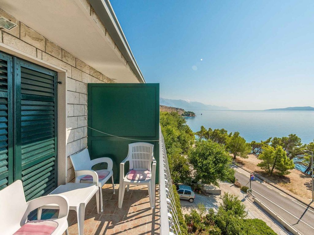 Ferienwohnung mit Balkon mit atemberaubender Aussicht direkt am Meer