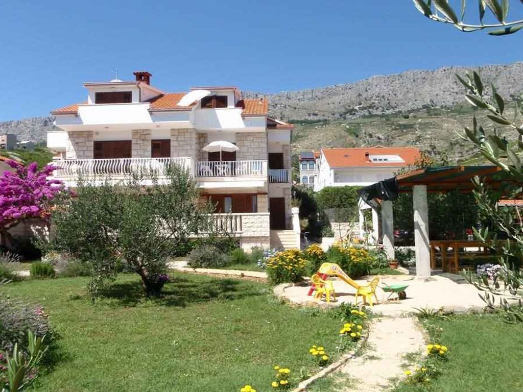 Studio-Apartment im zweiten Stock des Hauses und Meerblick in Jesenice