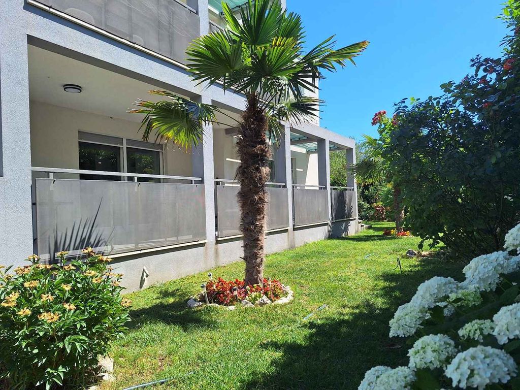 Ferienwohnung mit Blalkon und Klimaanlage