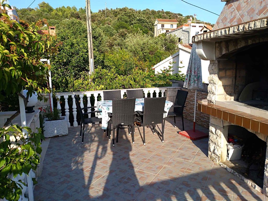 Ferienwohnung mit Meerblick 60 m vom Strand