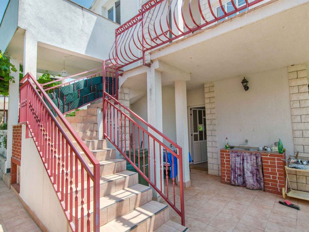 Ferienwohnung mit Klimaanlage und Meerblick