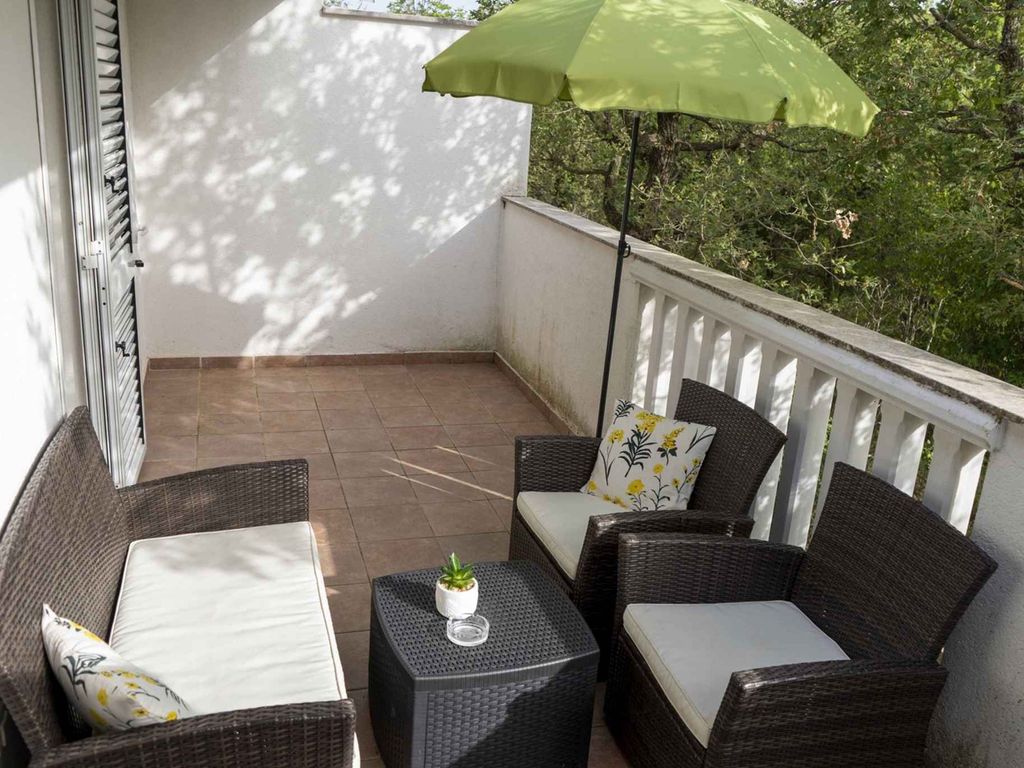 Ferienhaus mit Pool und Klimaanlage
