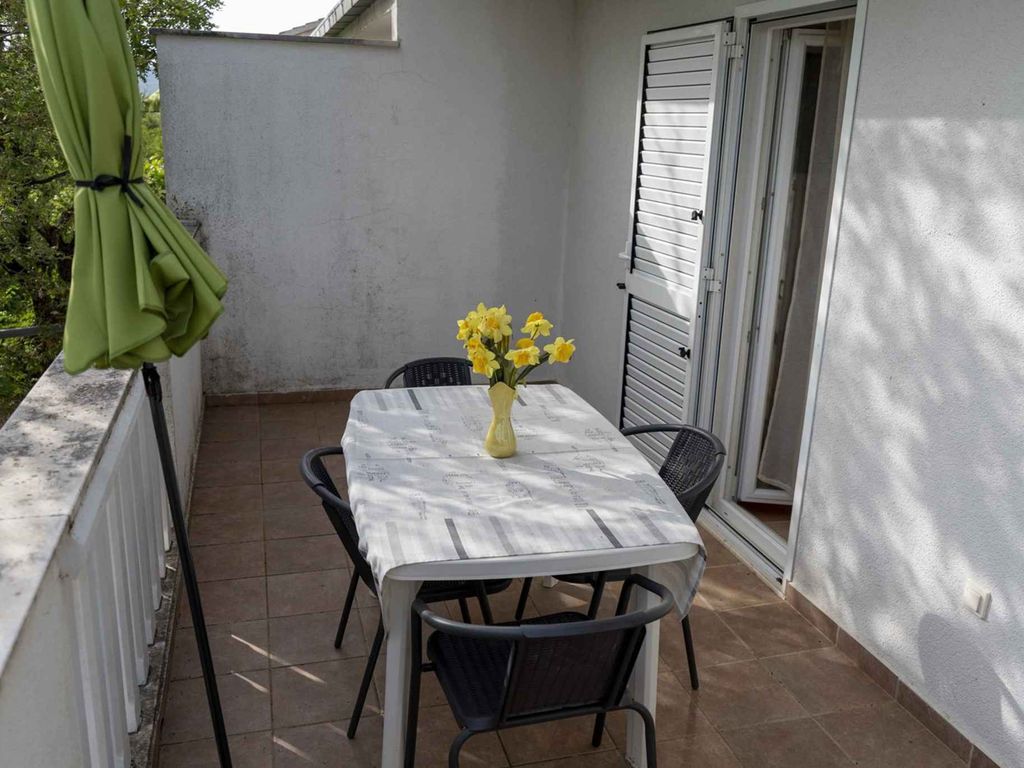 Ferienhaus mit Pool und Klimaanlage