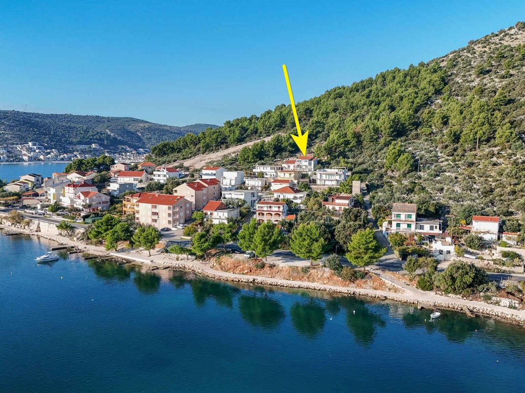 Ferienwohnung mit Klimaanlage und Terrasse in der Nähe vom Strand