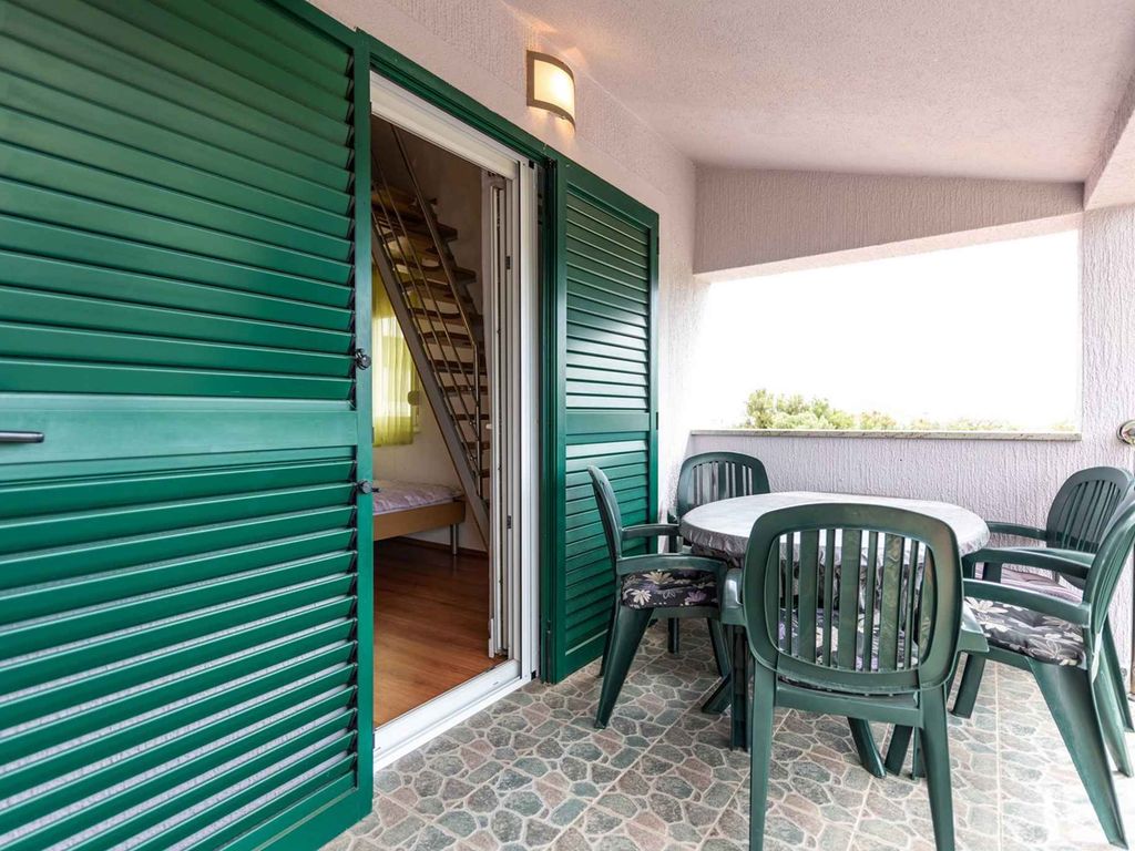 Ferienwohnung in der Nähe der malerischen Buchten von Ljubljeva