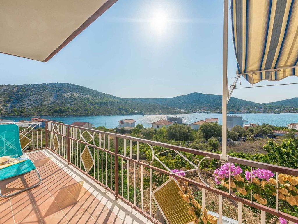 Ferienwohnung mit Meerblick in Strandnähe