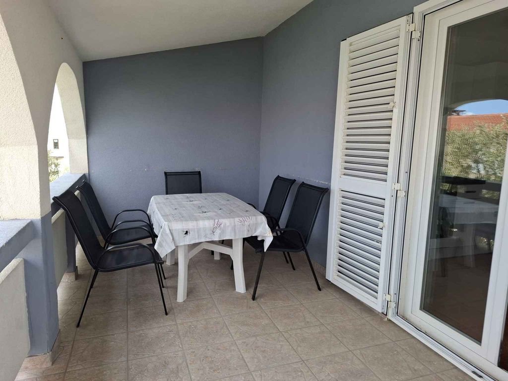 Ferienwohnung mit Klimaanlage und Grill