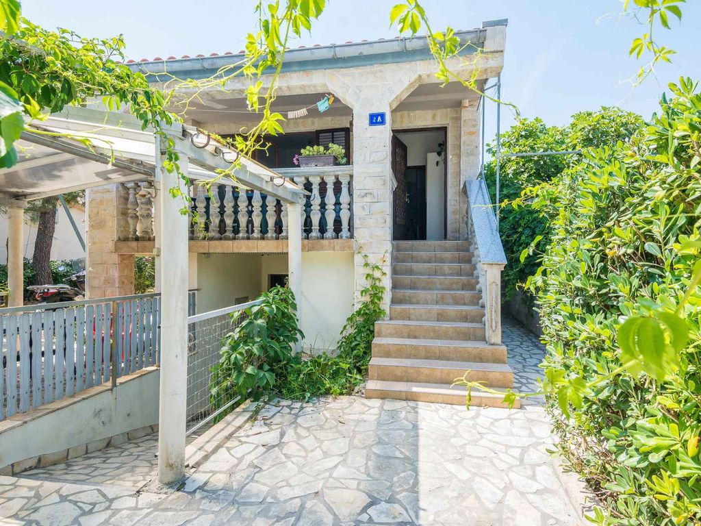 Ferienwohnung mit Klimaanlage und Terrasse