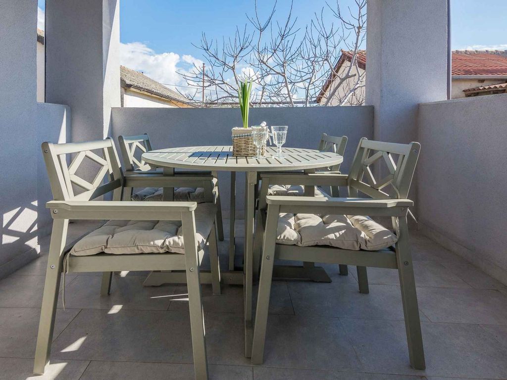 Ferienwohnung mit Klimaanlage und Terrasse