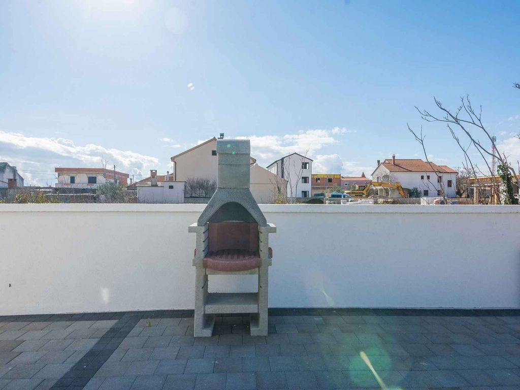 Ferienwohnung mit Klimaanlage und Balkon