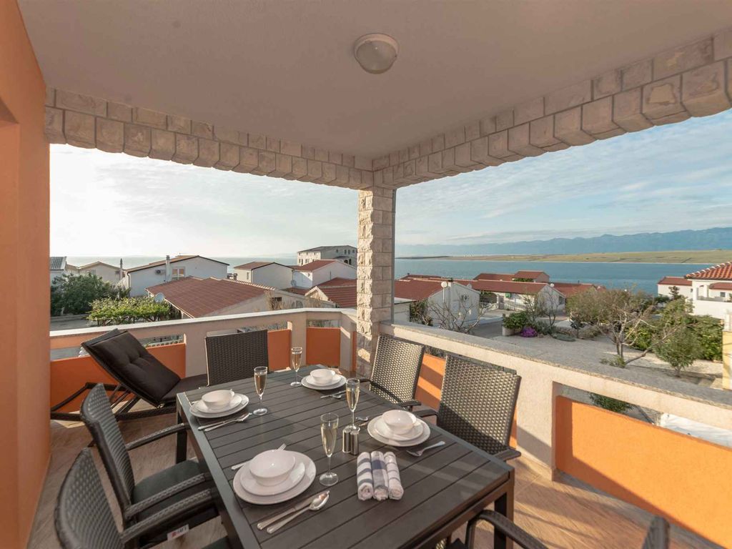 Ferienwohnung mit Meerblick und Klimaanlage