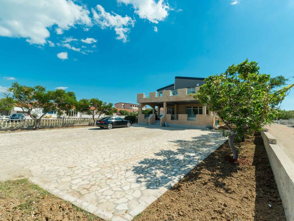 Ferienwohnung mit Meerblick und Klimaanlage