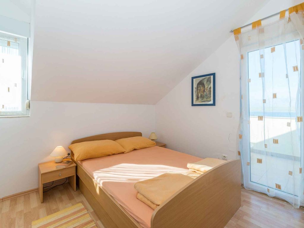 Ferienwohnung mit Balkon und Meerblick