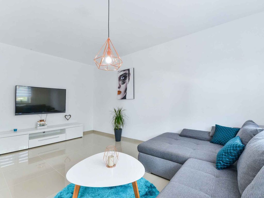 Ferienwohnung mit Außenpool