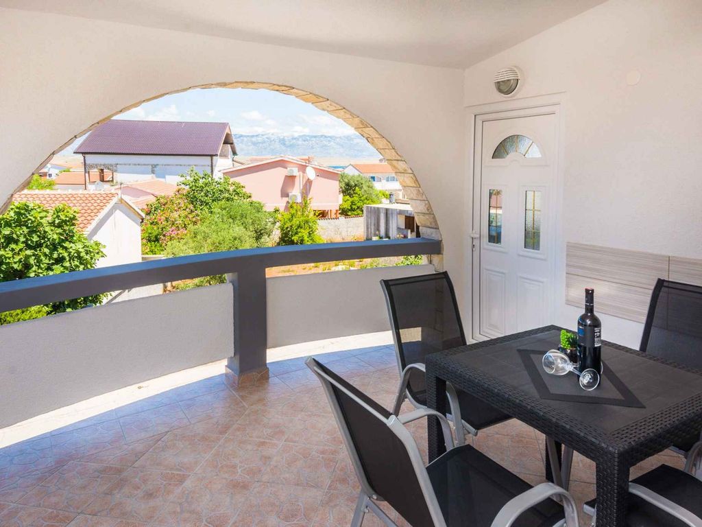 Ferienwohnung mit Klimaanlage und Internet
