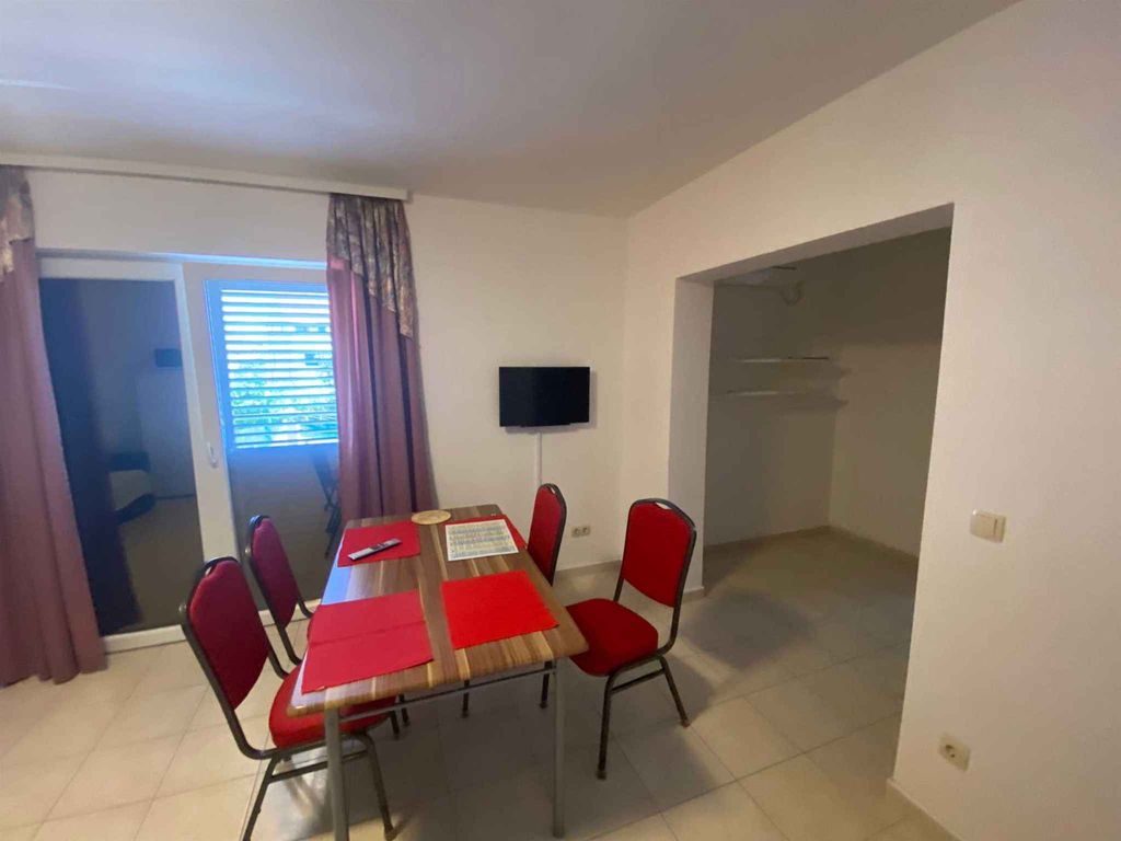Ferienwohnung VILLA MERI WOHNUNG 2 (2+2)