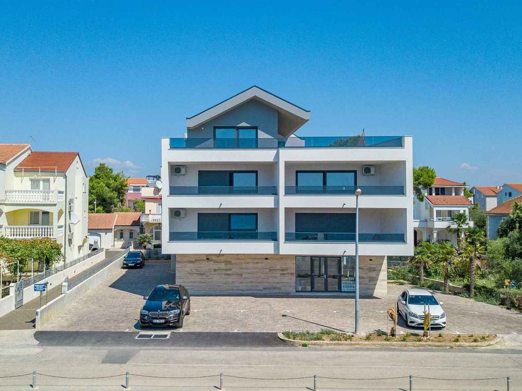 Ferienwohnung Apartment Sabbia 6+0