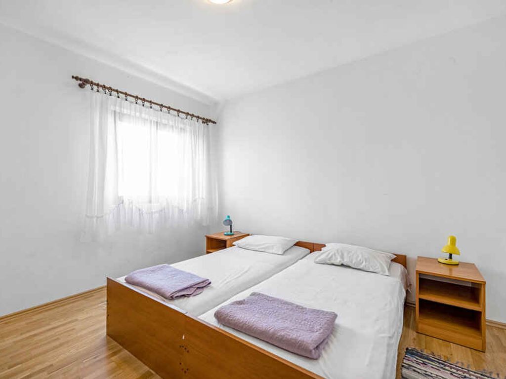 Ferienwohnung GORAN DADIĆ APP 1 (4+1)