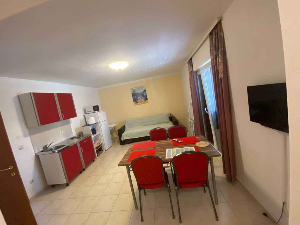 Ferienwohnung VILLA MERI WOHNUNG 1 (3+2)