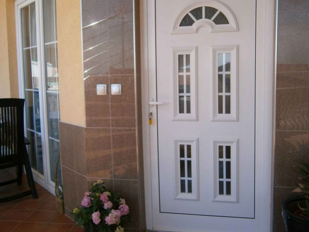 Ferienwohnung mit Klimaanlage und Terrasse