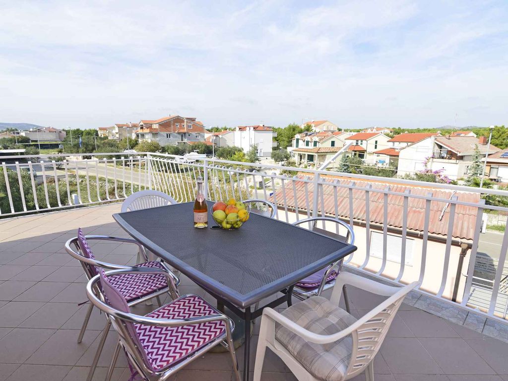 Ferienwohnung mit Klimaanlage und Balkon