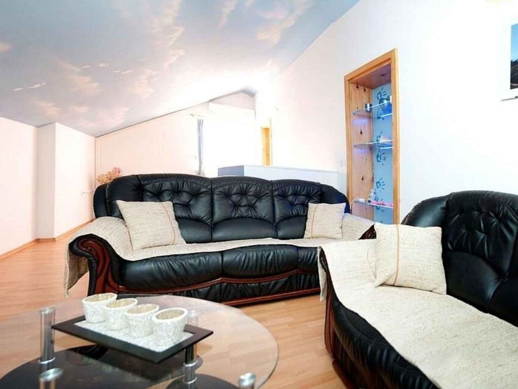 Ferienwohnung mit Balkon und Klimaanlage