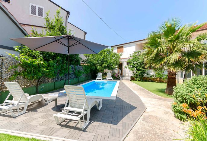 Ferienwohnung mit Klimaanlage und Pool