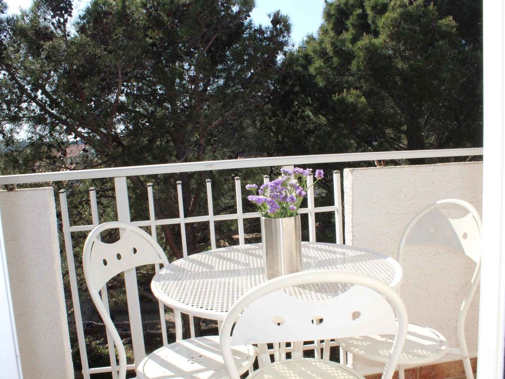 Ferienwohnung mit Klimaanlage und Balkon