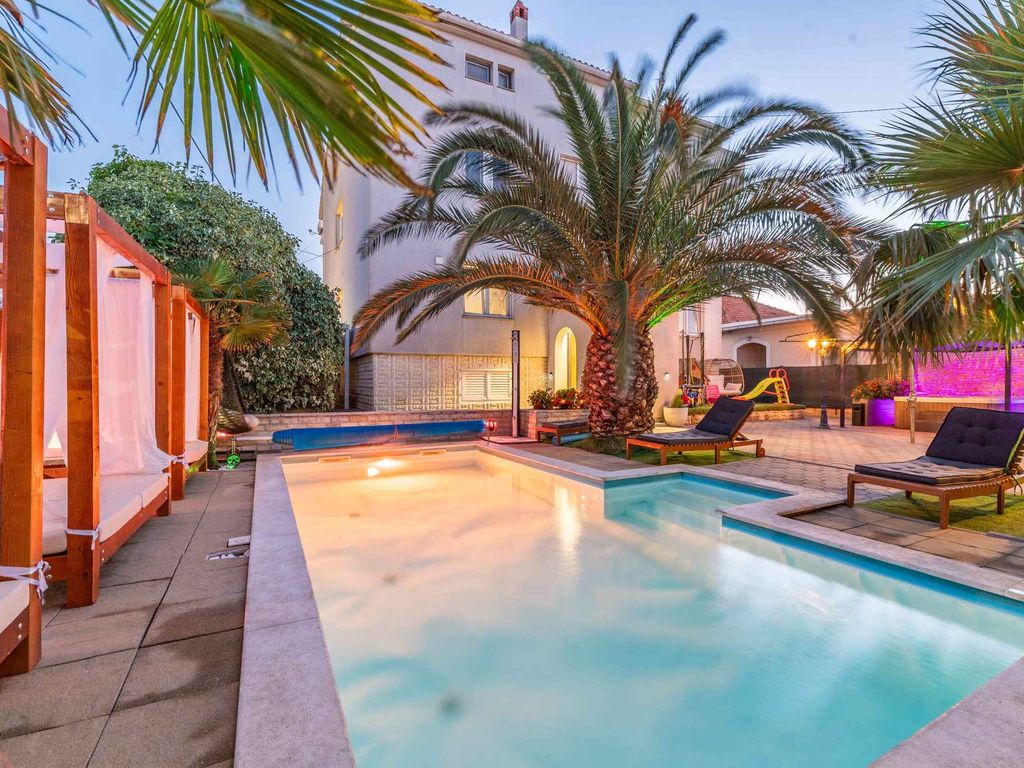 Ferienwohnung mit Pool, Whirlpool und Sauna