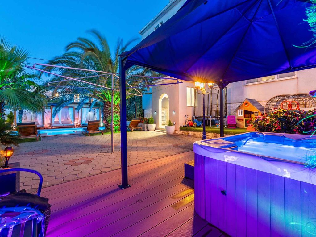 Ferienwohnung mit Pool, Whirlpool und Sauna