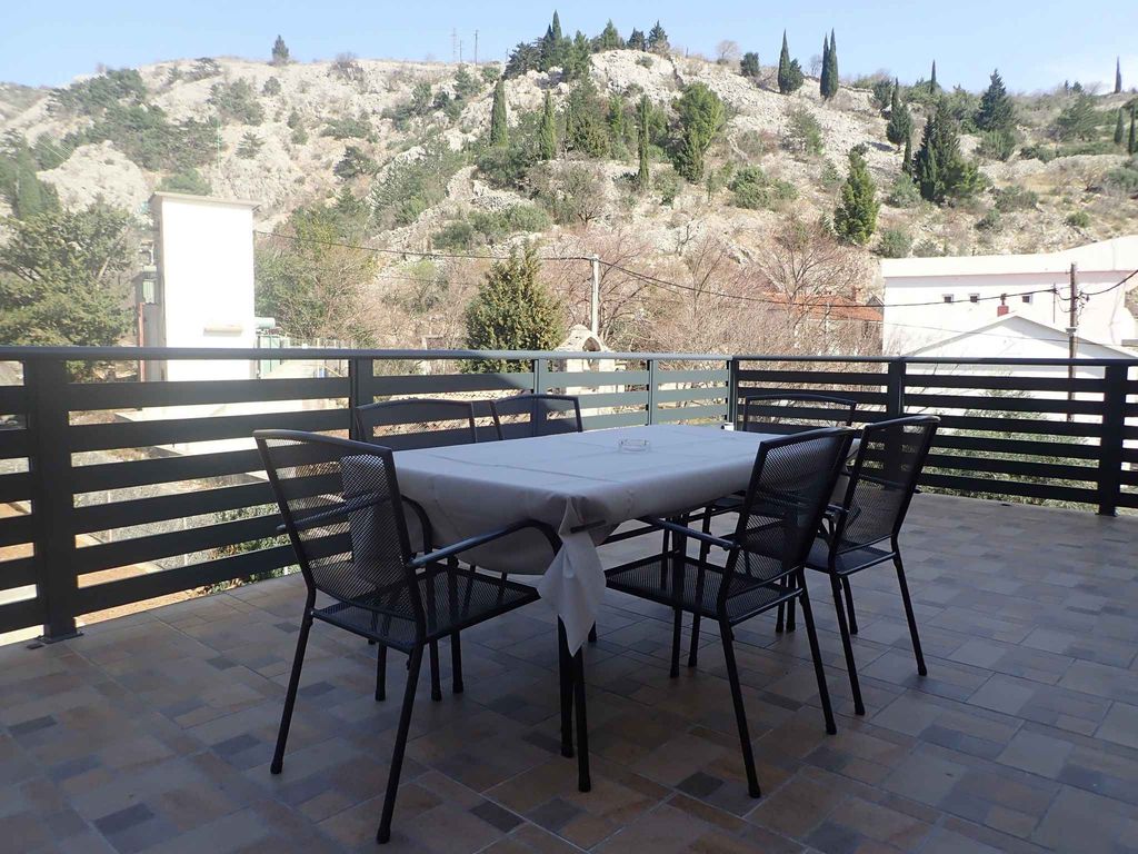Ferienwohnung für 6 Personen mit Meerblick