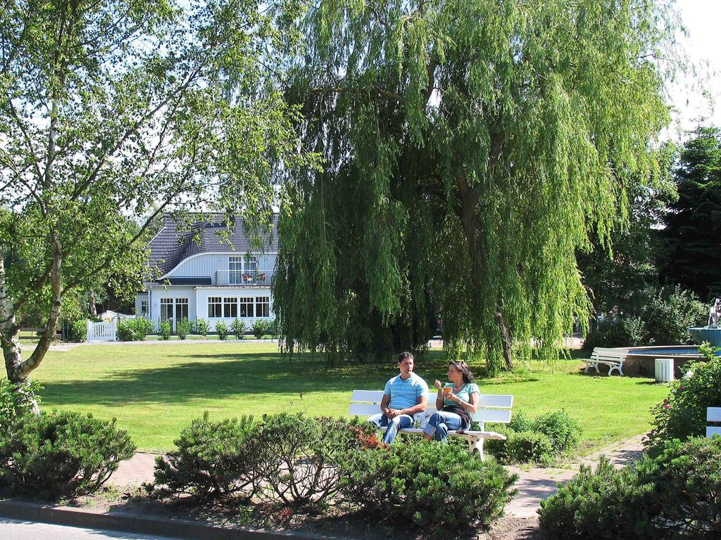 Ferienhaus mit Terrasse und Balkon