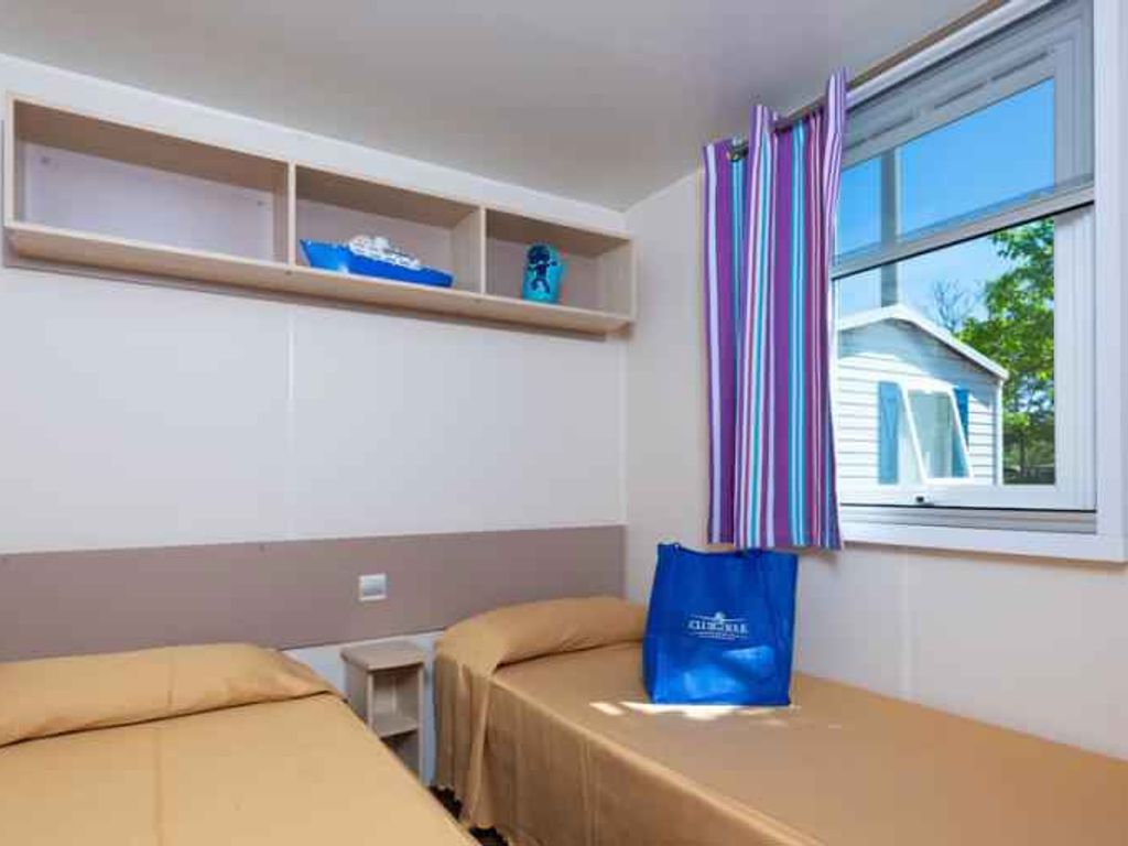 Mobilehome mit Klimaanlage und Veranda