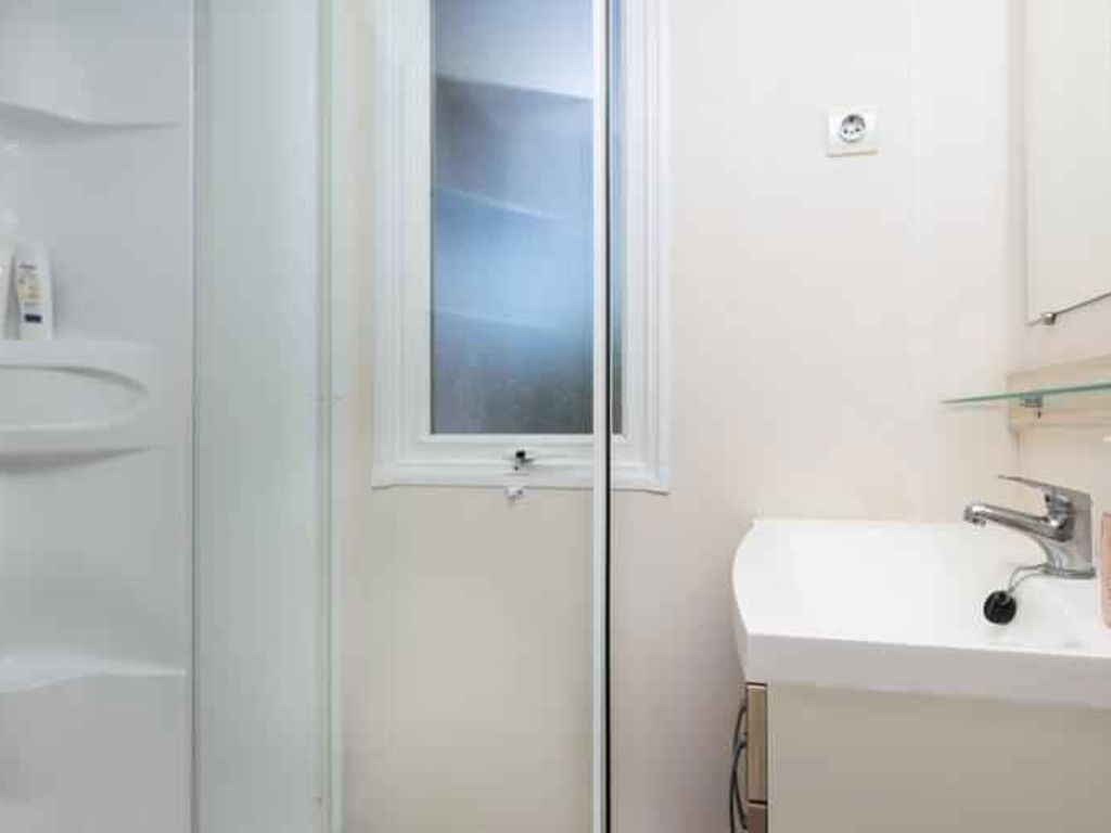 Mobilehome mit Klimaanlage und Veranda