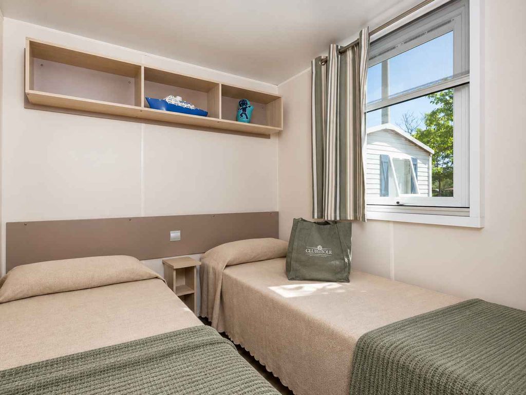 Mobilehome mit Klimaanlage und Veranda