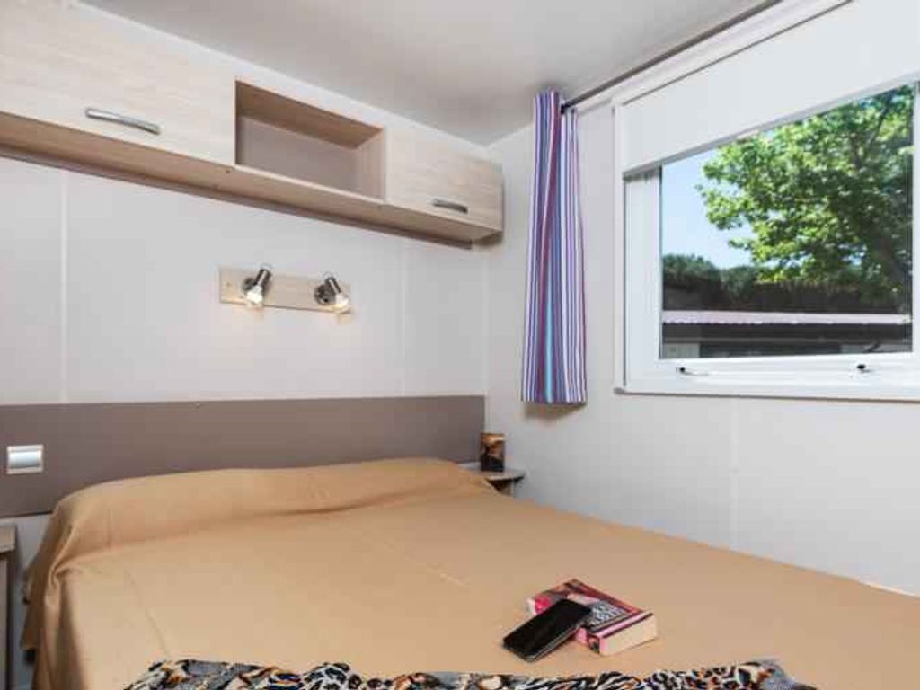 Mobilehome mit Klimaanlage und Veranda