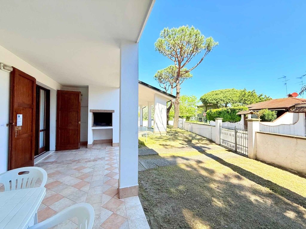 Ferienhaus mit Terrasse und Grill