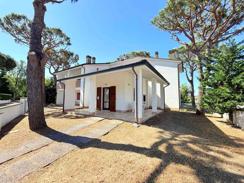 Ferienhaus mit Terrasse und Grill