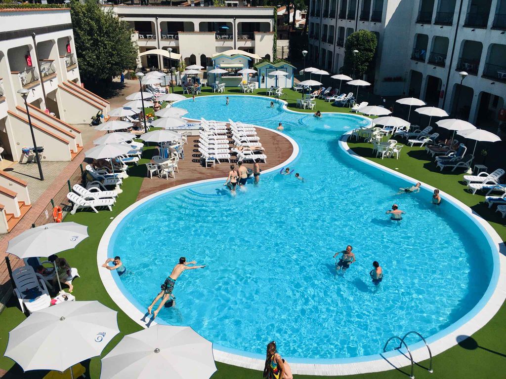 FerienWohnung mit Aussenpool