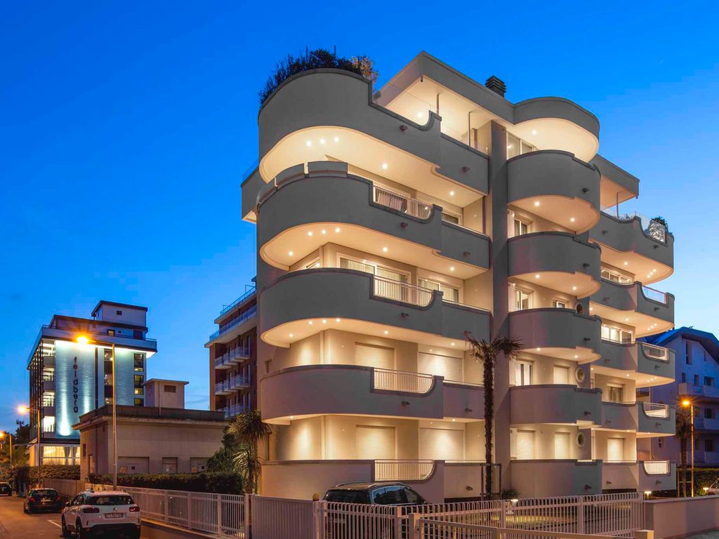 Ferienwohnung mit Balkon und Klima