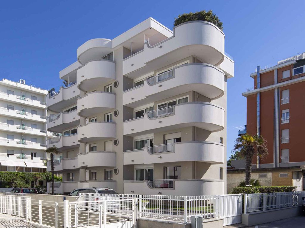 Ferienwohnung mit Balkon und Klima