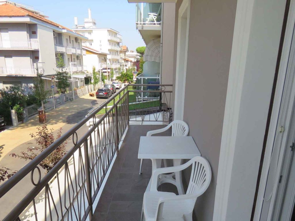 Ferienwohnung mit Balkon in unmittelbarer Nähe des Strandes