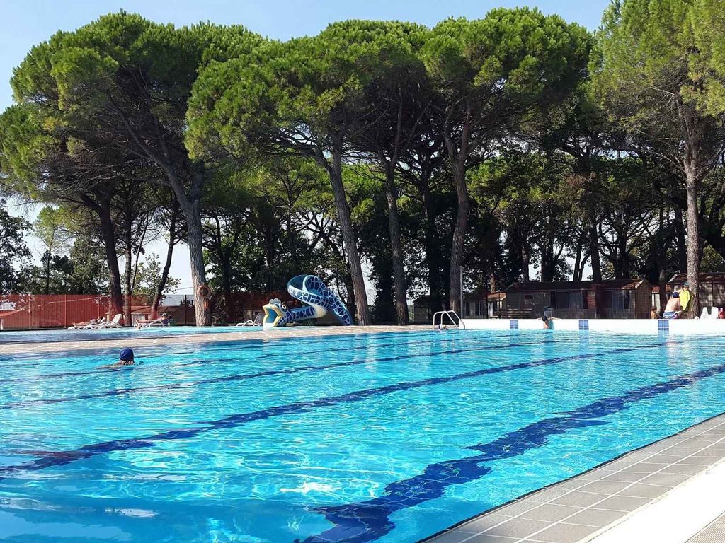 Ferienwohnung mit Pool für 6 Personen