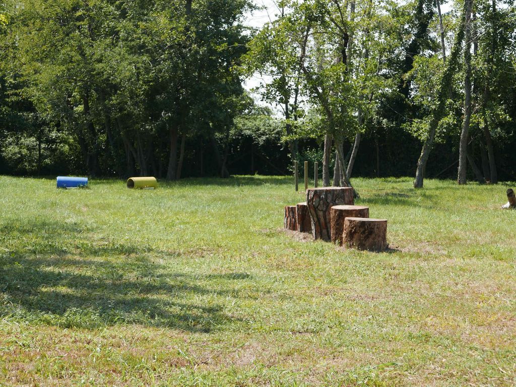 Mobilehome mit Tischtennis und Freibad