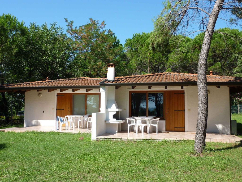 Mobilehome mit Tischtennis und Freibad